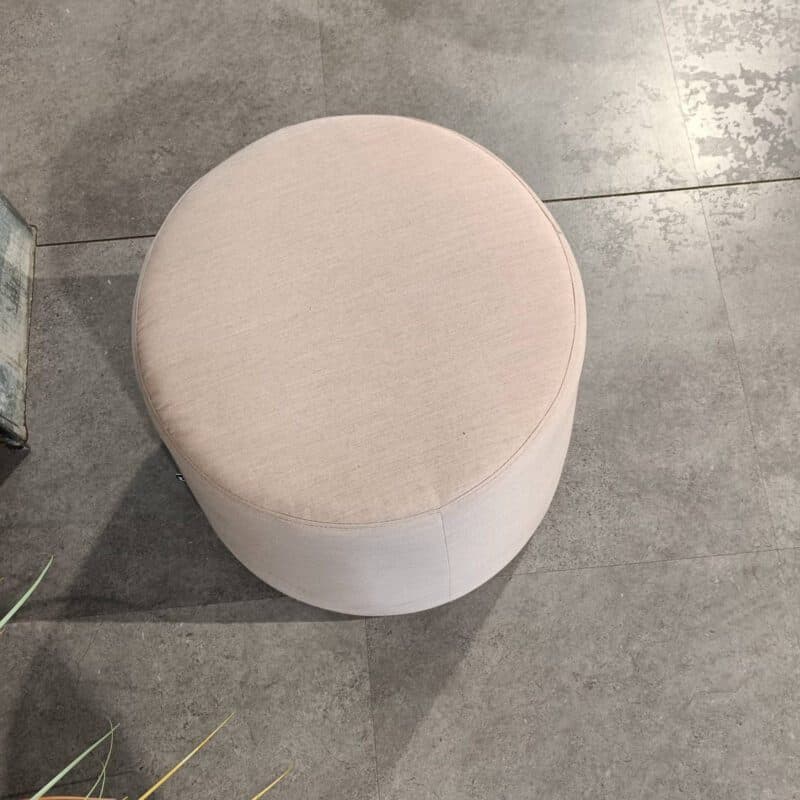 Hartman "Trapezium" Hocker, Aluminium, Bespannung Sunbrella blush - Ausstellung Stockach