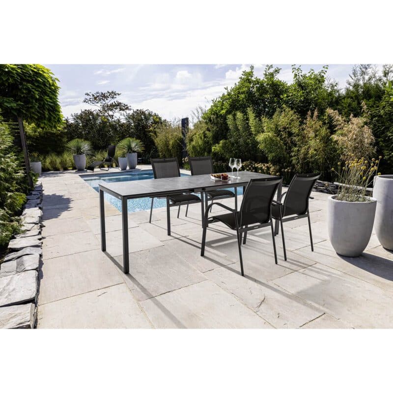 Kettler Gartenmöbel-Set mit Stapelstuhl "Tampa" Textilgewebe anthrazit und Ausziehtisch "Cubic" 140/175/210x70 cm, Alu anthrazit, Tischplatte HPL