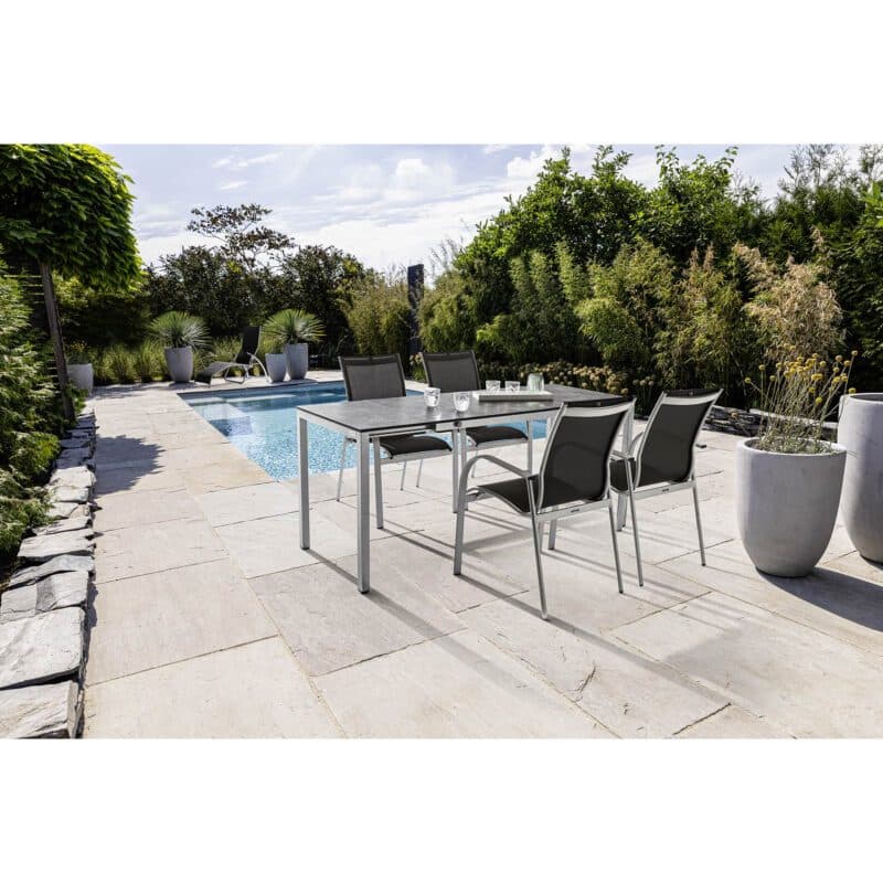 Kettler Gartenmöbel-Set mit Stapelstuhl "Tampa" Textilgewebe anthrazit und Ausziehtisch "Cubic" 140/175/210x70 cm, Alu silber, Tischplatte HPL