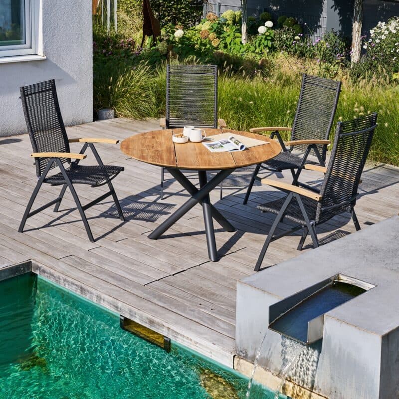 CASA DOMA "Mineo/Perano" Gartenmöbel-Set 5-tlg., Gestelle Edelstahl anthrazit, Sitzfläche Rope anthrazit, Armlehnen Teak, Tischplatte Teak, Ø 120 cm