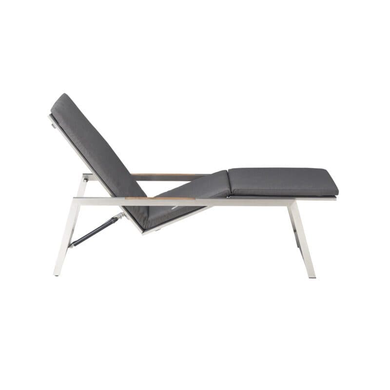 CASA DOMA "Mineo" Move Sonnenliege, Gestell Edelstahl gebürstet, Sunproof® Sling schwarz/silber, Armlehnen Teak, hier mit Auflage Arashi grau