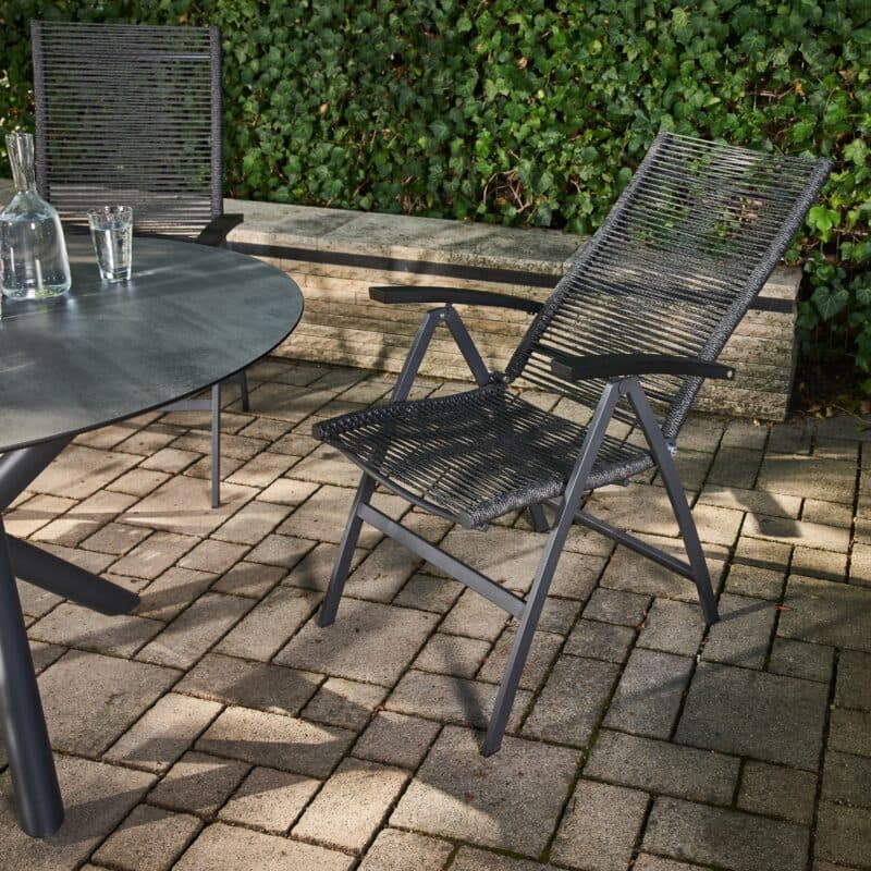 CASA DOMA "Mineo/Perano" Gartenmöbel-Set 5-tlg., Gestelle Edelstahl anthrazit, Sitzfläche Rope anthrazit, Armlehnen Aluminium, Gartentisch mit HPL-Tischplatte