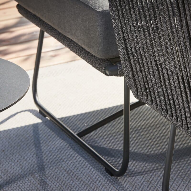 CASA DOMA "Ribera" Loungeset 3tlg., Rundform, Kufengestell Edelstahl anthrazit, Rope anthrazit (vertikal breit), Polster Tuvatextil® Panama grafito, Loungetisch "Arista", Aluminium anthrazit