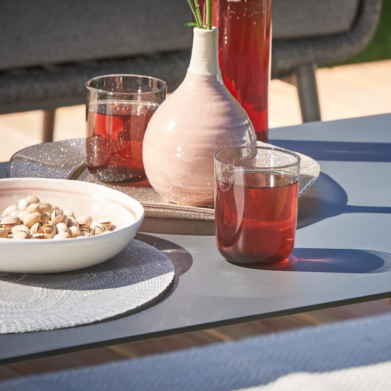 CASA DOMA "Ribera" Loungeset 4tlg., Rundform, Rundrohr-Beine Edelstahl anthrazit, Rope anthrazit (vertikal breit), Polster Tuvatextil® Panama grafito, Loungetisch "Arista", Aluminium anthrazit