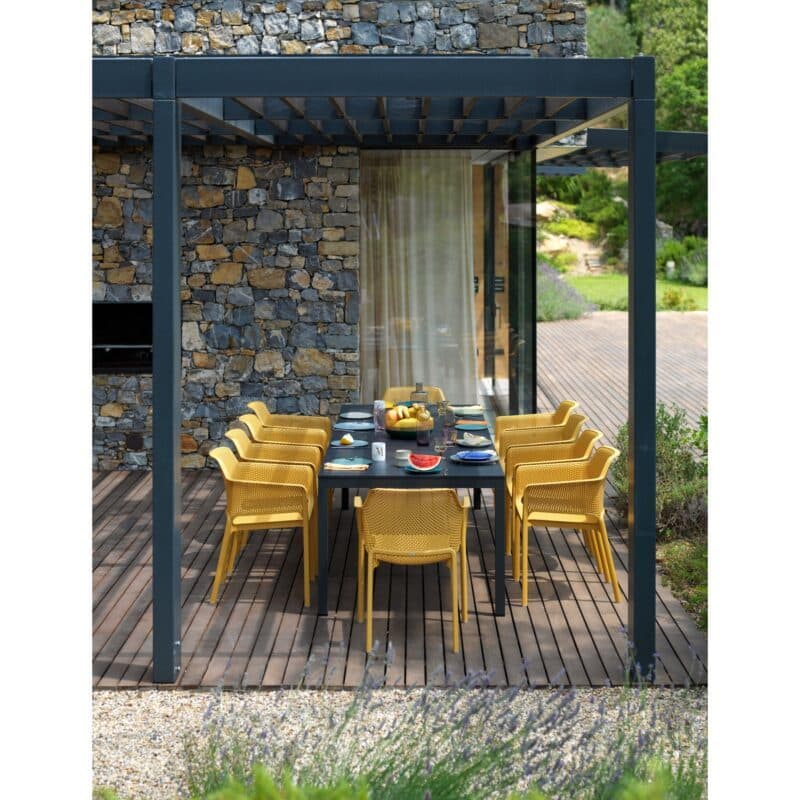 NARDI "Net" Stapelstuhl, Gestell und Sitzfläche Kunststoff senf, mit Ausziehtisch "Rio" Aluminium