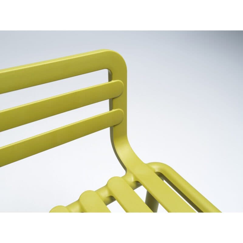 NARDI "Doga" Stapelstuhl, Gestell und Sitzfläche Kunststoff pera, Details