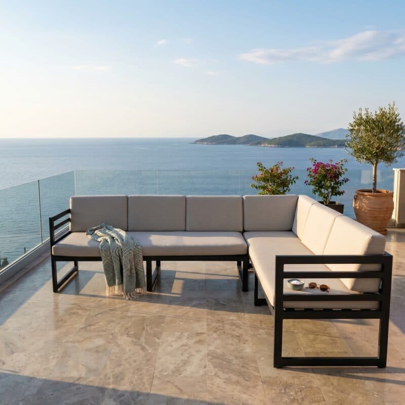 Jati&Kebon "Yoro" Casual Dining Eckloungeset, lange Seite rechts, Gestell Alu eisengrau, Polster Olefin light grey (Bild KI-generiert)