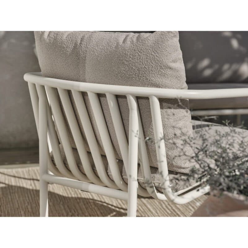 Brafab "Bendt" Loungesessel, Gestell Aluminium pearl white, Kissen Teddy beige