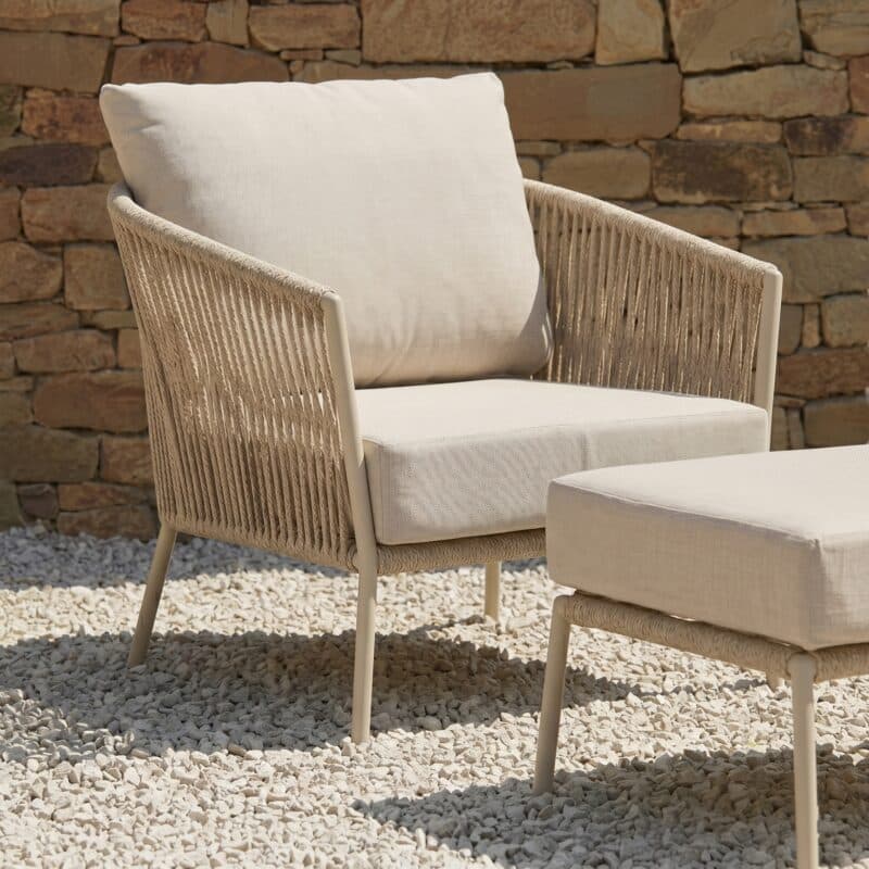 CASA DOMA Set mit Loungesessel und Loungehocker "Falcone", Aluminium cream, Rope fossil, Polster beige (Bild KI-generiert)