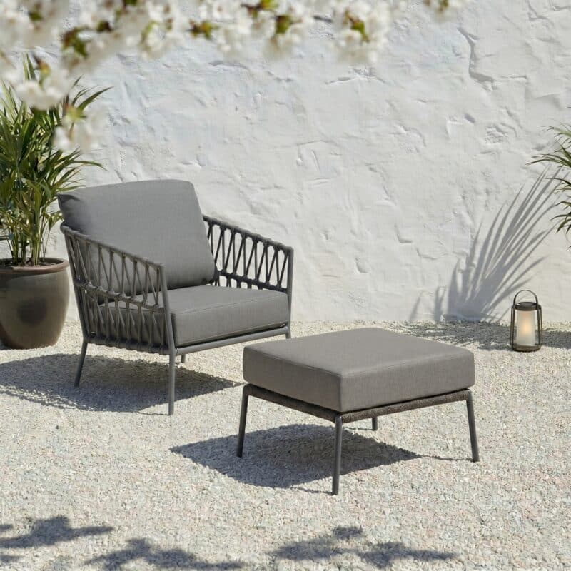 CASA DOMA Loungeset mit Loungesessel und Loungehocker "Messina", Aluminium anthrazit, Rope anthrazit, Kissen medium grey (Bild KI-generiert)