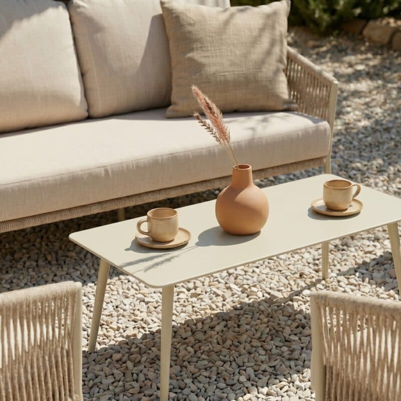CASA DOMA Loungeset mit Loungesofa und Loungesessel "Falcone", Aluminium cream, Rope fossil und Loungetisch "Arista", Aluminium cream (Bild KI-generiert)
