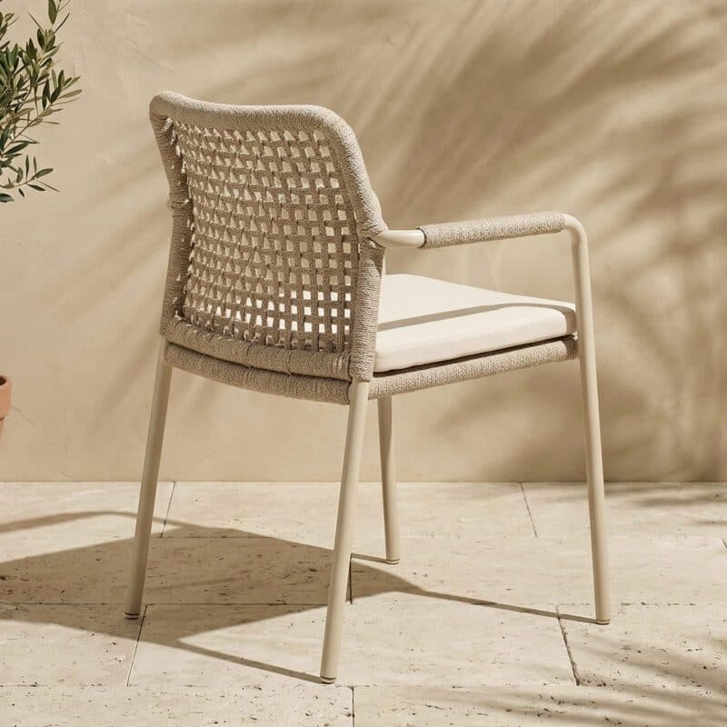 CASA DOMA "Fasano" Stapelstuhl, Aluminium cream, Rope fossil Quadro (Bild KI-generiert)