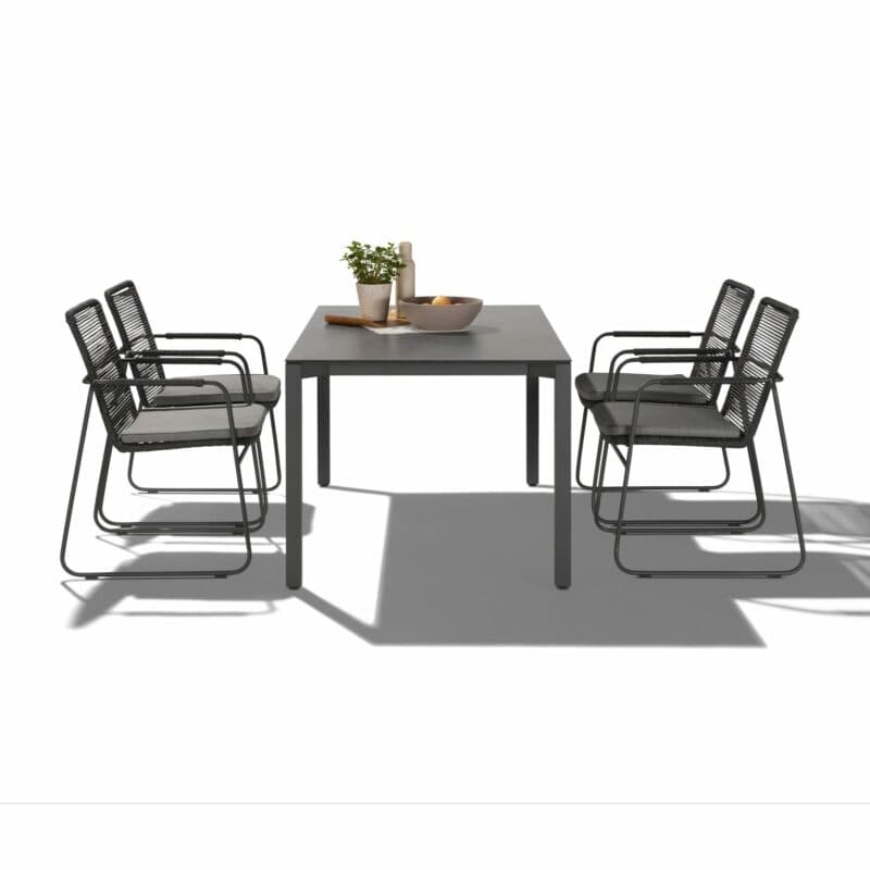 CASA DOMA Set mit "Solano" Stapelstuhl, Edelstahl anthrazit, Rope anthrazit, Kissen medium grey und "Campana" Gartentisch 160x90 cm, Platte HPL anthrazit