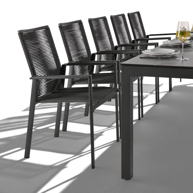 CASA DOMA Ausziehtisch "Amato" 210/270/330x100 cm, Tischplatte HPL Chromix anthrazit, mit Liadomo Stapelstuhl "Limbadi", Alu anthrazit