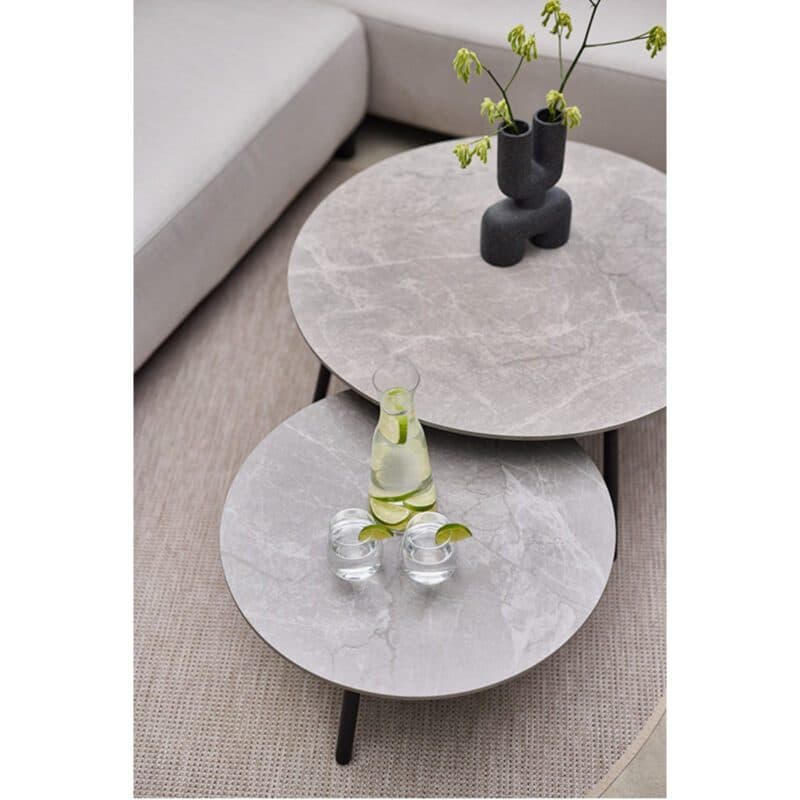 Hartman "Monaco" Loungetische Ø 60 cm und 80 cm, Aluminium schwarz, Tischplatte Keramik beige