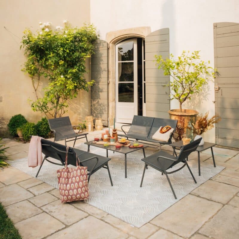 Lafuma "Vence" Loungeset, Stahl titane, OHNE die abnehmbare BeComfort®-Polsterung ©LAFUMA MOBILIER - Pierrick Verny