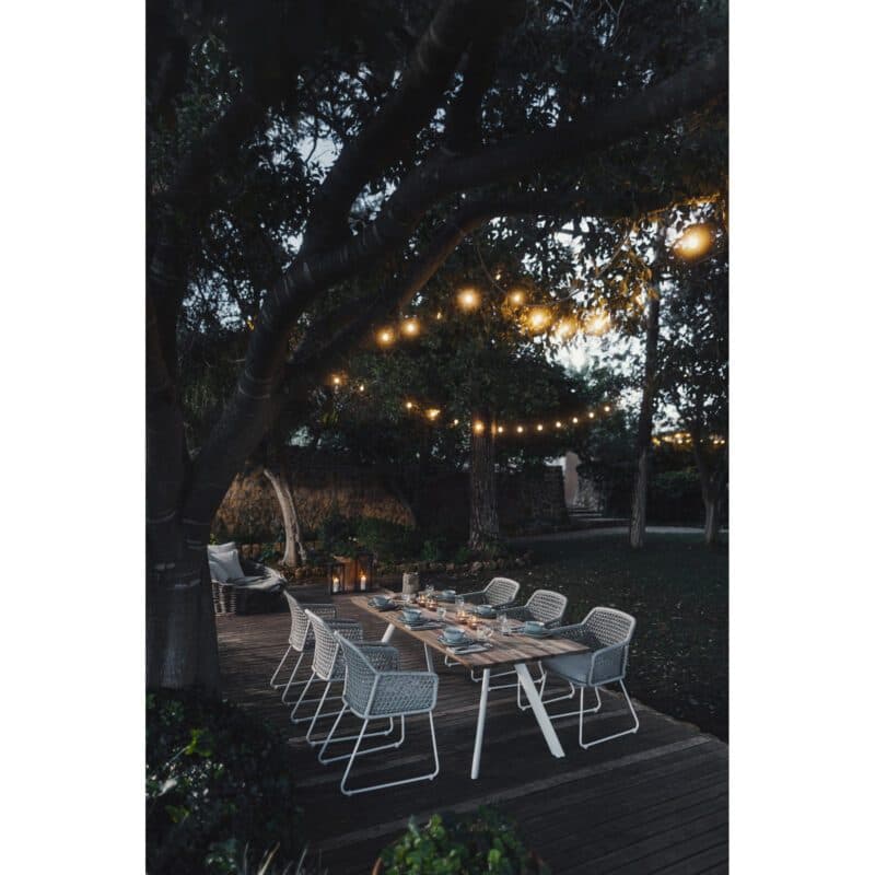 Niehoff "Valletta" Gartentisch mit "Lido" Gartenstuhl, Gestelle Aluminium ivory, Tischplatte Teakholz, Sitzschale Rope beige, Kissen taupe meliert