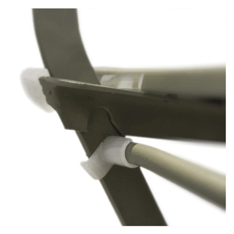 Emu "Arc en Ciel" Klappstuhl, Gestell und Sitzfläche Stahl, Detail Klappmechanismus