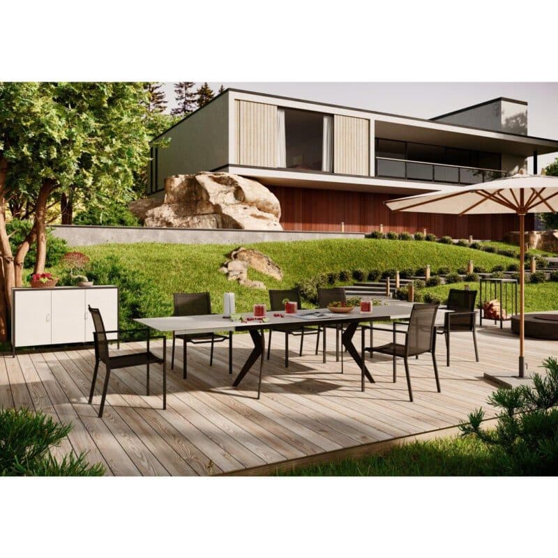 Zumsteg "Lana" Gartentisch-Serie, Gestell Edelstahl anthrazit, hier Tischplatte rechteckig