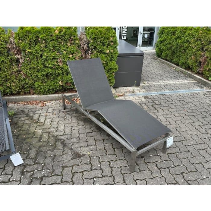Kettler "Feel" Sonnenliege, Gestell Edelstahl, Bespannung Textilgewebe grau meliert - Ausstellung Karlsruhe