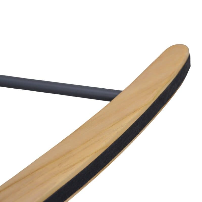 Liadomo "Atina" Schaukelsessel, Gestell Edelstahl anthrazit, Sitz- und Rückenfläche Rope, Kufen und Armlehne Teakholz, Detail Schaukelkufe mit Filzgleiter