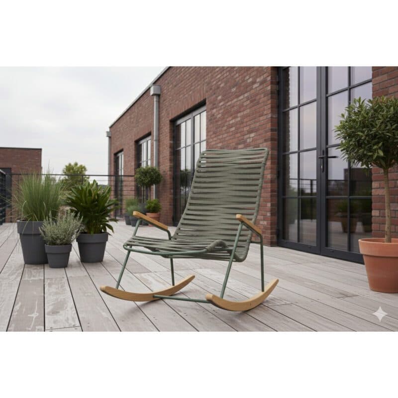 Liadomo "Atina" Schaukelsessel, Gestell Edelstahl dunkelgrün, Sitz- und Rückenfläche Rope oliv, Kufen und Armlehne Teakholz (Bild KI-generiert)