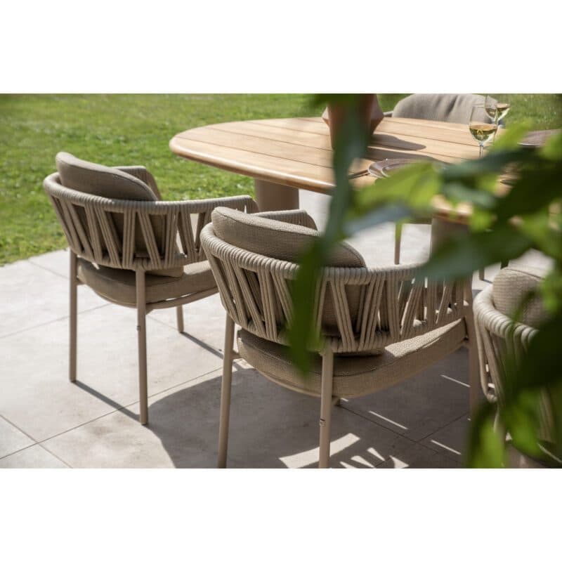 4Seasons Outdoor "Calma" Diningsessel, Gestell Aluminium latte, Rope-Bespannung taupe, Kissen Olefin taupe mit "Estate" Gartentisch, Tischplatte Teak