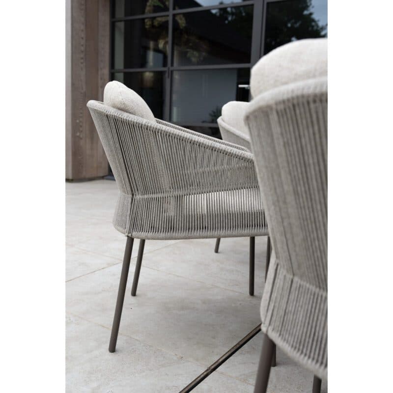 4Seasons Outdoor "Florence" Diningsessel, Gestell Aluminium terre, Rope-Bespannung hellgrau, Kissen Olefin hellgrau