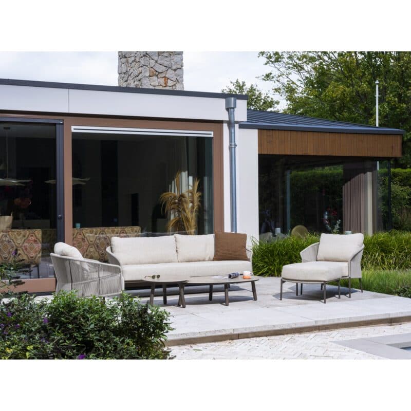 4Seasons Outdoor "Florence" Loungeset, Gestell Aluminium terre, Rope-Bespannung hellgrau, Kissen Olefin hellgrau mit "Salute" Loungetischen, Tischplatte Keramik grau