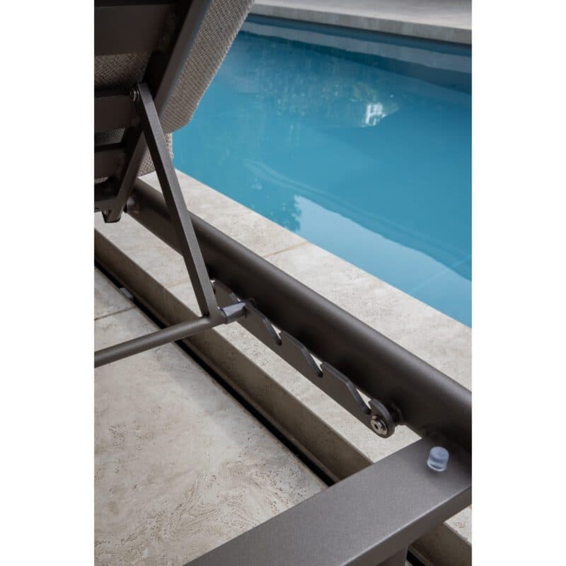 4Seasons Outdoor "Milano" Sonnenliege, Gestell Aluminium terre, Polster Olefin grau