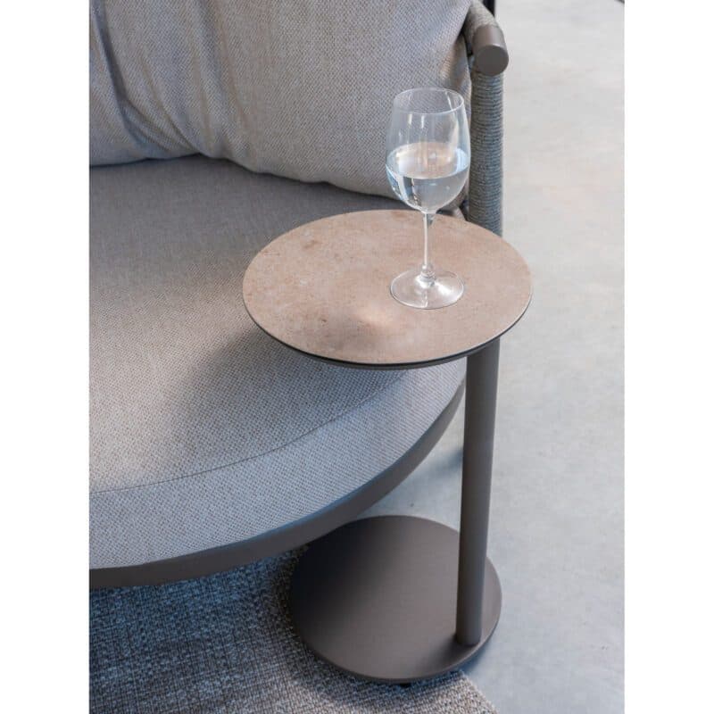 4Seasons Outdoor "Vic" Beistelltisch Ø 30 cm, Gestell Aluminium terre, Tischplatte Glaskeramik sand