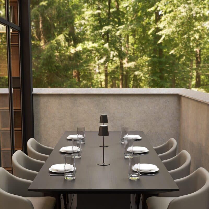 Liadomo "Viola" Akku-Tischleuchte, schwarz matt