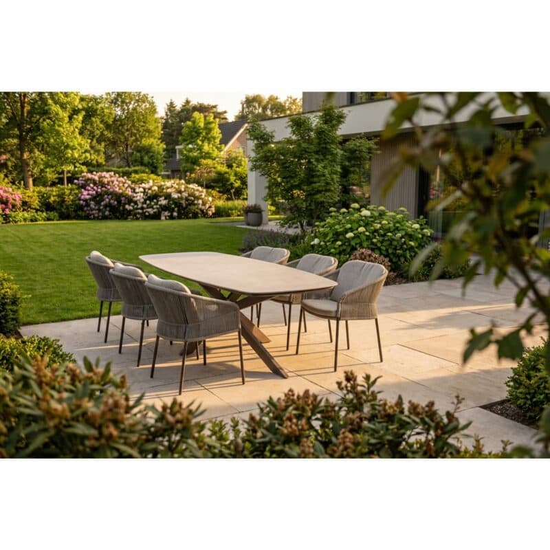 Gestell Aluminium terre, Rope-Bespannung hellgrau, Kissen Olefin hellgrau mit "Prado" Gartentisch 240x105 cm, Tischplatte Keramik terre