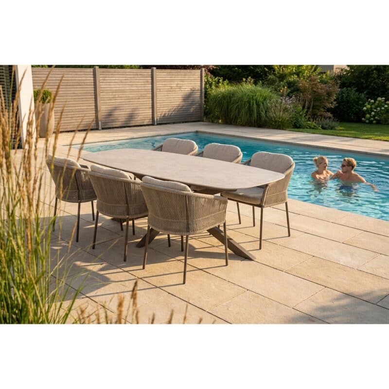 Gestell Aluminium terre, Rope-Bespannung hellgrau, Kissen Olefin hellgrau mit "Prado" Gartentisch 240x105 cm, Tischplatte Keramik terre