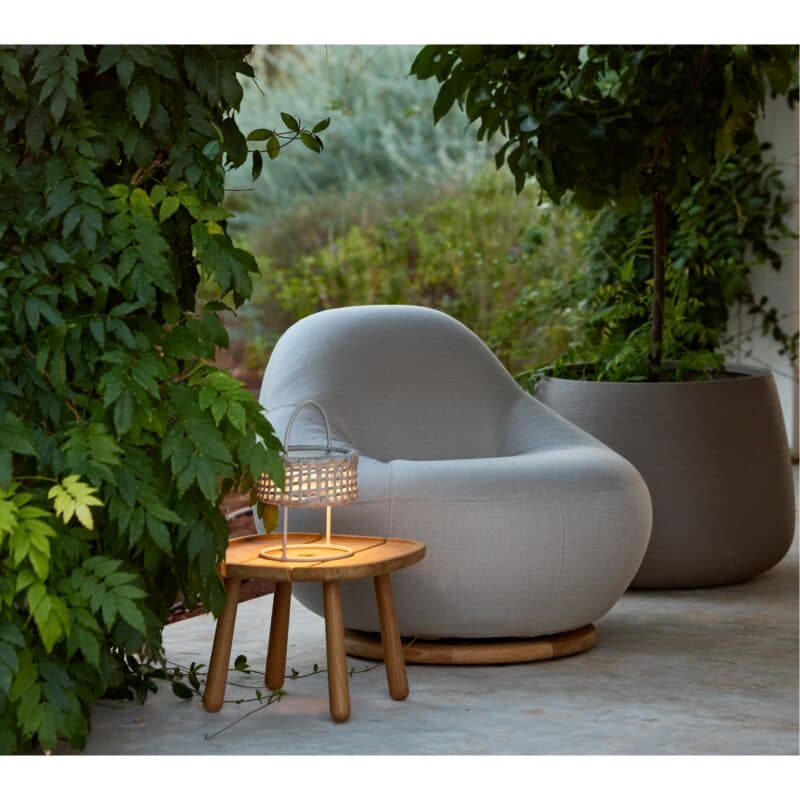 Cane-line "Gem" Loungesessel mit Teak-Drehfuß, Bezug AirTouch sand