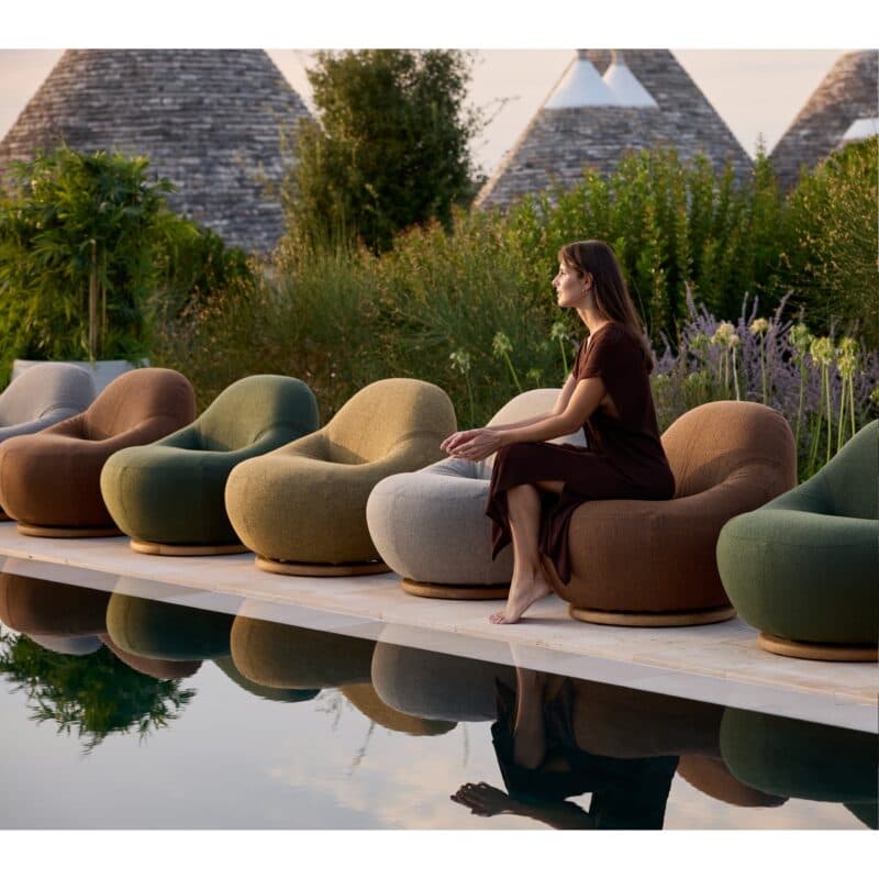 Cane-line "Gem" Loungesessel mit Teak-Drehfuß