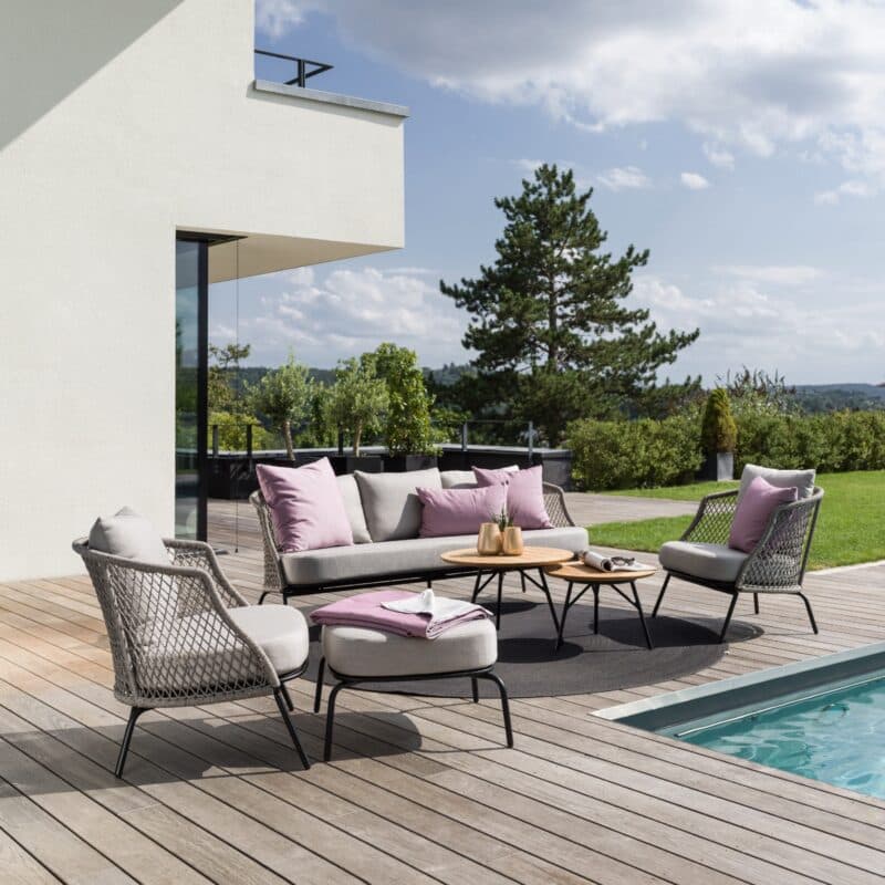 Stern "Odea" Loungeset, Gestell Aluminium schwarz matt, Rope salt, Kissen cream mit Beistelltischen "Frida"