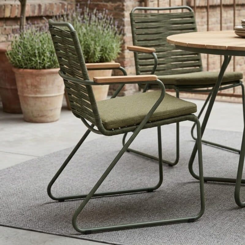 Liadomo "Atina" Stapelstuhl mit Kufen, Edelstahl dunkelgrün, Rope oliv, Teak-Armlehnen, Sitzkissen oliv