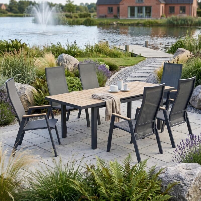 Gartenmöbel-Set mit Lesli Living Hochlehner "Amir", Alu charcoal (anthrazit), Textilgewebe schwarz-grau, Armlehnen Teak, mit Niehoff Ausziehtisch "Nantes", Alu anthrazit, Tischplatte Teak