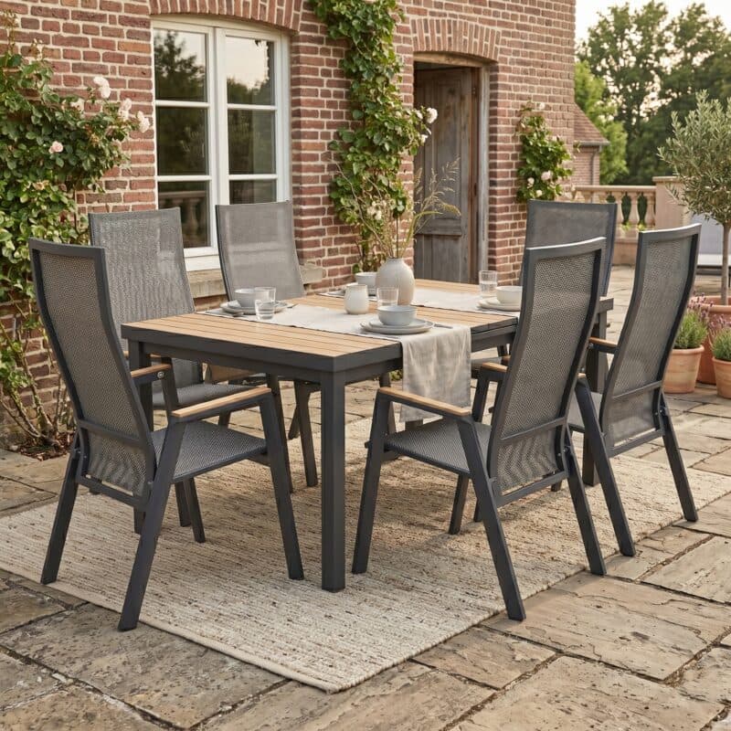 Gartenmöbel-Set mit Lesli Living Hochlehner "Amir", Alu charcoal (anthrazit), Textilgewebe schwarz-grau, Armlehnen Teak, mit Niehoff Ausziehtisch "Nantes", Alu anthrazit, Tischplatte Teak