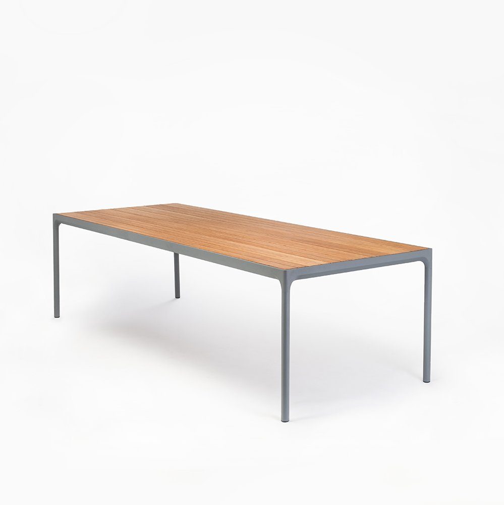 Gartentisch "Four" von Houe, Gestell Aluminium grau, Tischplatte Bambus, 270x90 cm