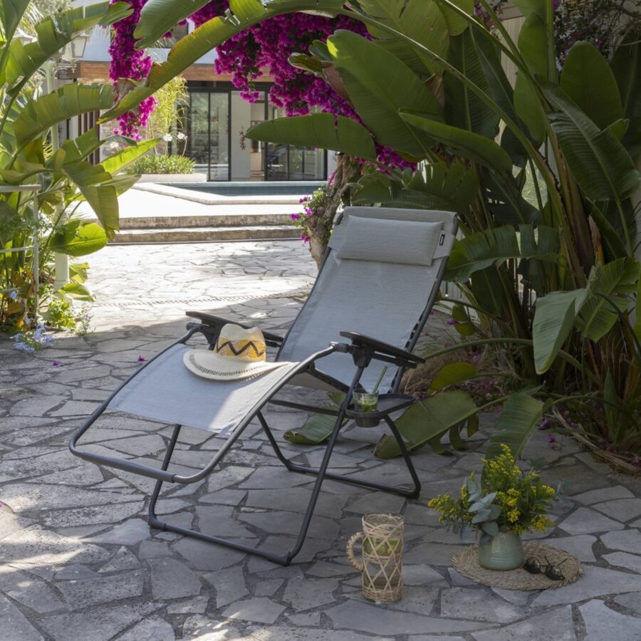 Lafuma "Futura XL" Relaxsessel, Gestell Stahl titane, Sitzfläche Batyline® Duo galet ©LAFUMA MOBILIER - Pierrick Verny