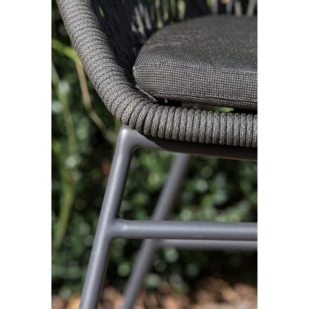 Niehoff "Kuta" Gartenstuhl, Gestell Aluminium anthrazit, Sitzfläche Rope grau, Sitzkissen Olefin charcoal, Detail
