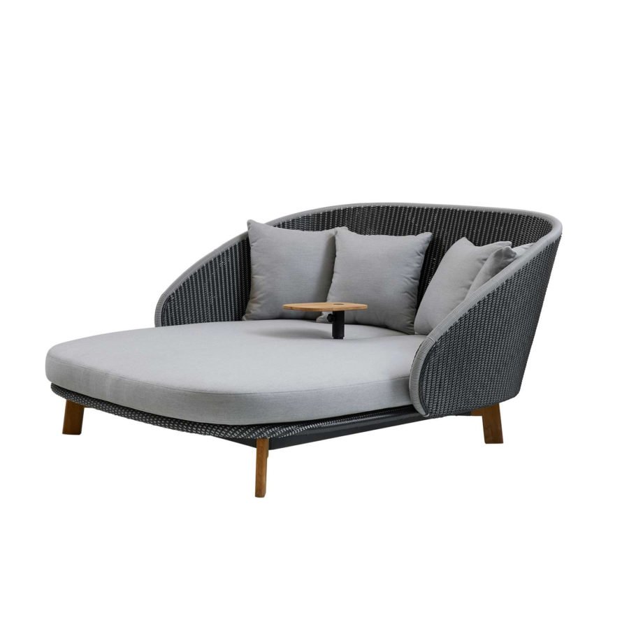 Cane Line Peacock Daybed