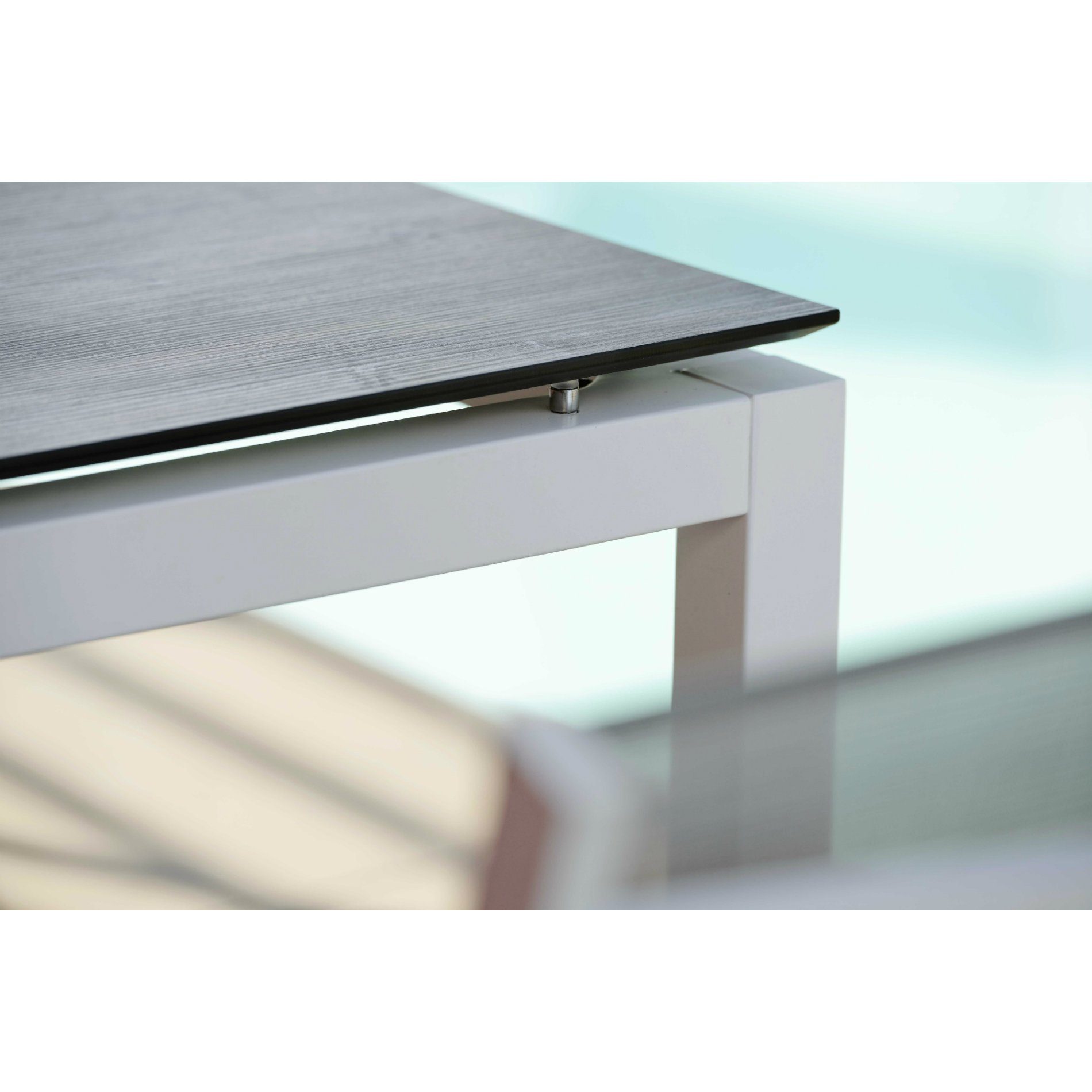 Stern Tischgestell Aluminium weiß, Tischplatte HPL