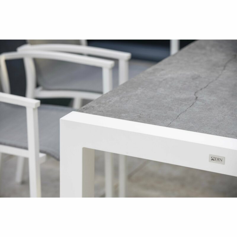 Stern Ausziehtisch mit Standard-Auszug, Gestell Aluminium weiß, Tischplatte Dekton Lava hellgrau
