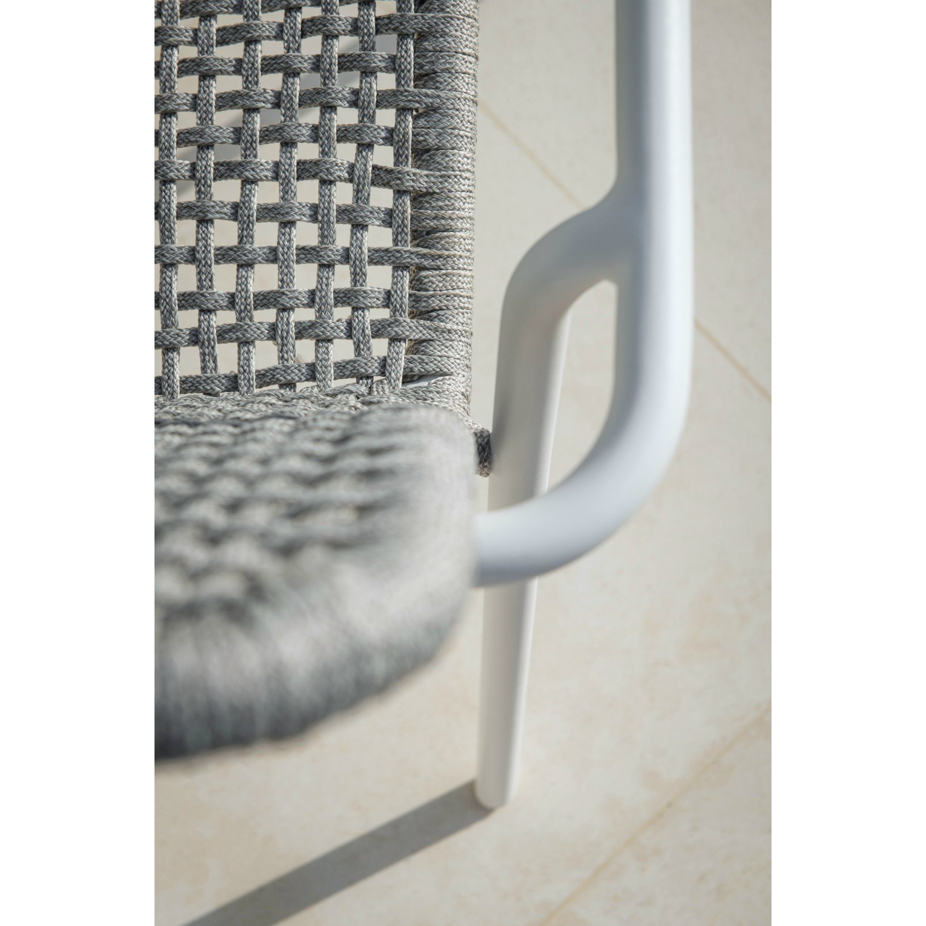 Jati&Kebon Serie "Durham", Aluminium weiß, Bespannung Rope light grey melange