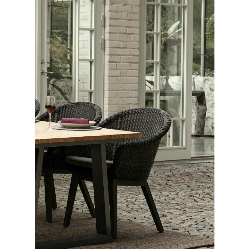 Brafab Dining Sessel "Beverly", Gestell Aluminium anthrazit, Sitz- und Rückfläche Polyrattan schwarz, Kissen grau