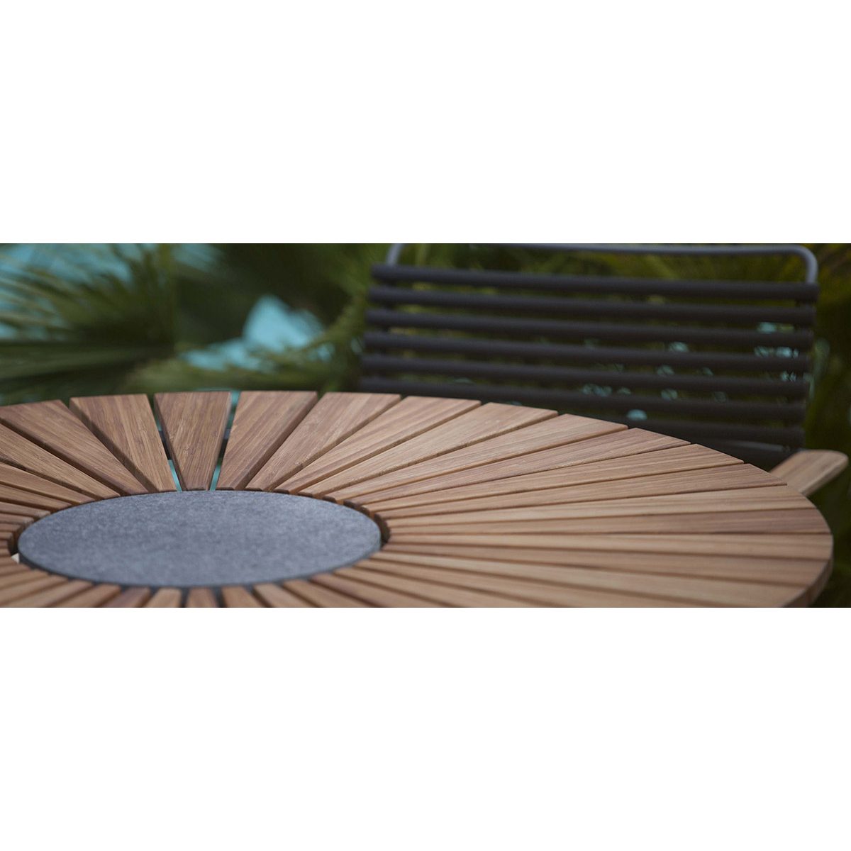 Houe "Circle" Gartentisch, Gestell Aluminium dunkelgrau, Tischplatte Bambus mit Granit-Einlage
