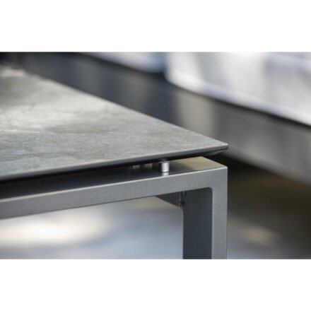 Stern "Allround" Beistelltisch, Gestell Aluminium anthrazit, Tischplatte HPL dark marble